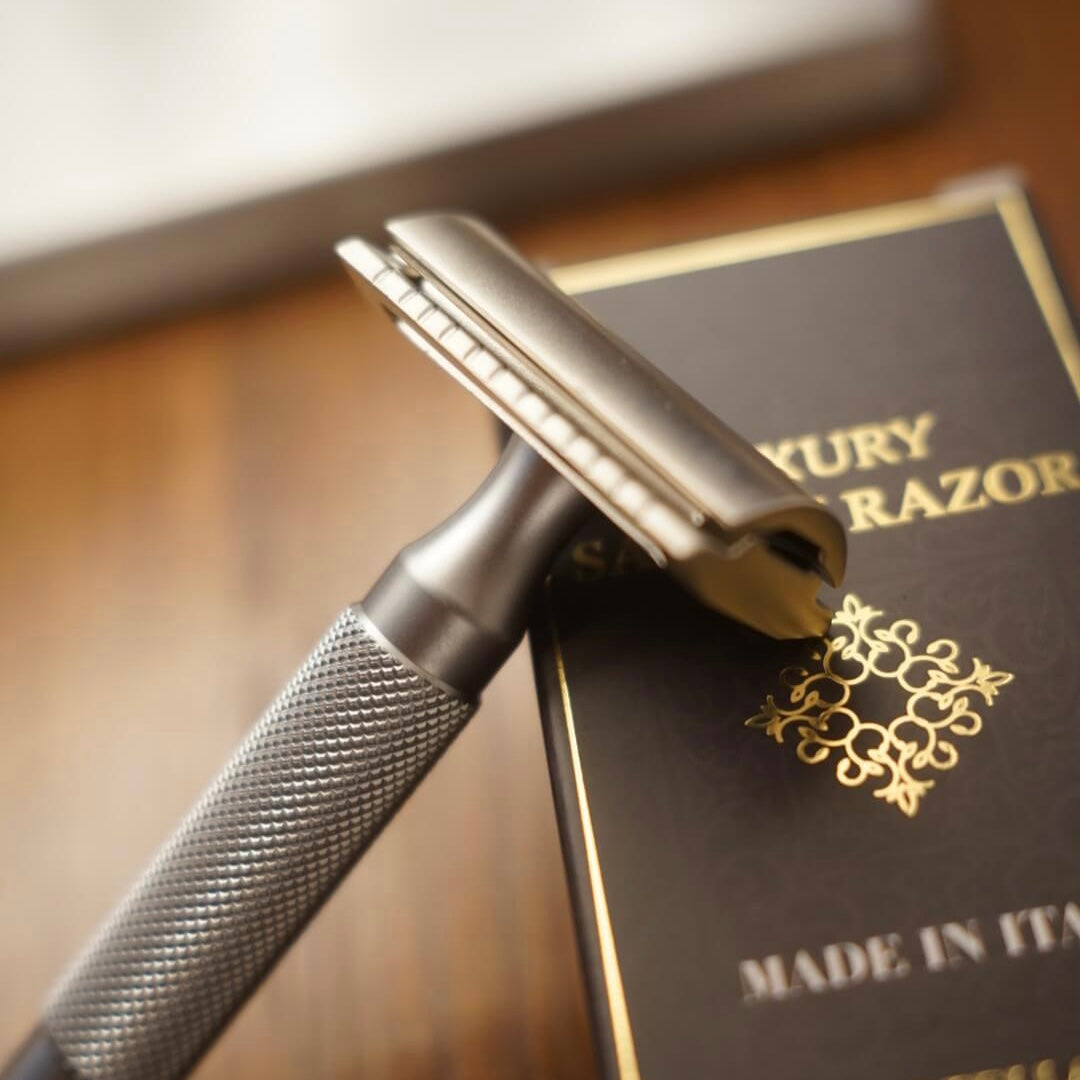 The Goodfellas' Smile - Impero Safety Razor, Closed Comb 帝國之刃 剃鬍刀 AISI 303不銹鋼 GAP 0.70 封閉式